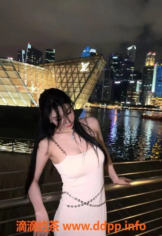 深圳楼凤资源信息,深圳南山Ab老师，165D，48kg，御姐服务