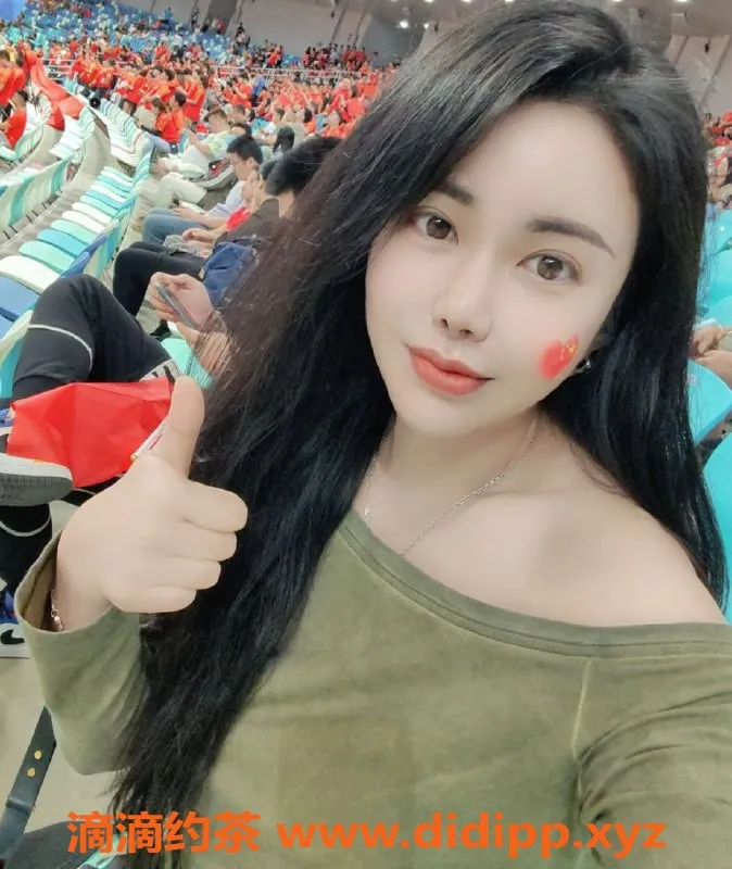 上海楼凤-浦东依依，172长腿36D大胸，1300元起