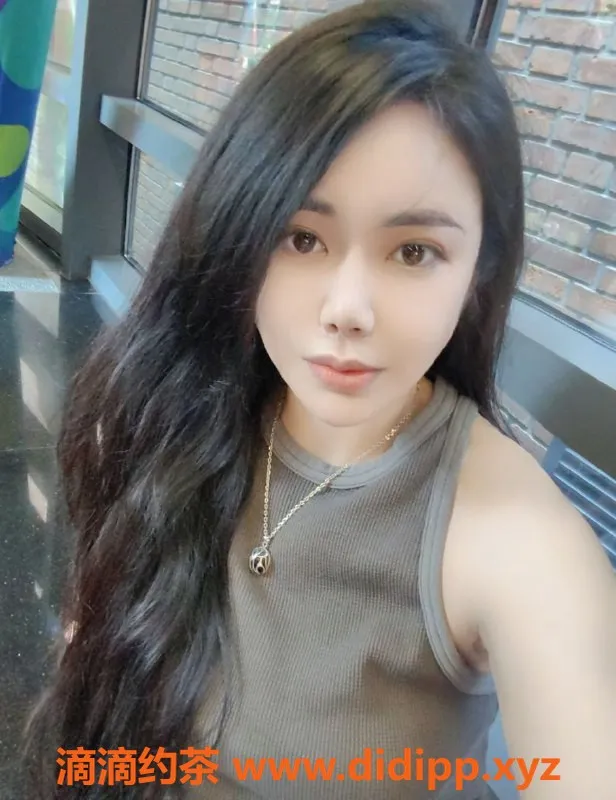 上海楼凤-浦东依依，172长腿36D大胸，1300元起