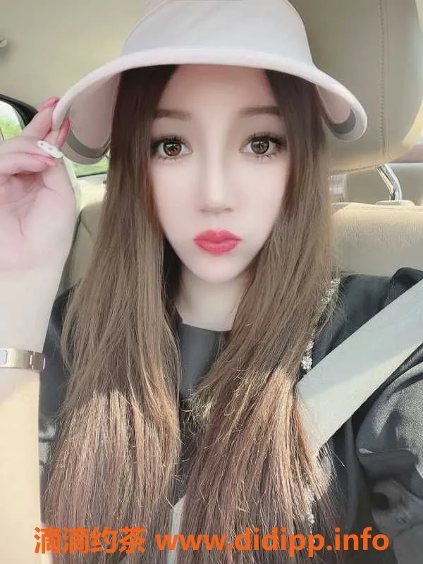 广州楼凤-广州天河淇淇，25岁165cm，轻盈46斤，超值服务