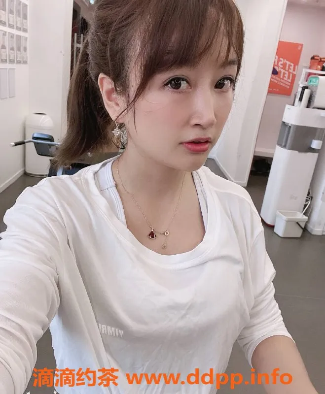 深圳楼凤-宝安西乡琳宝，700元超值服务