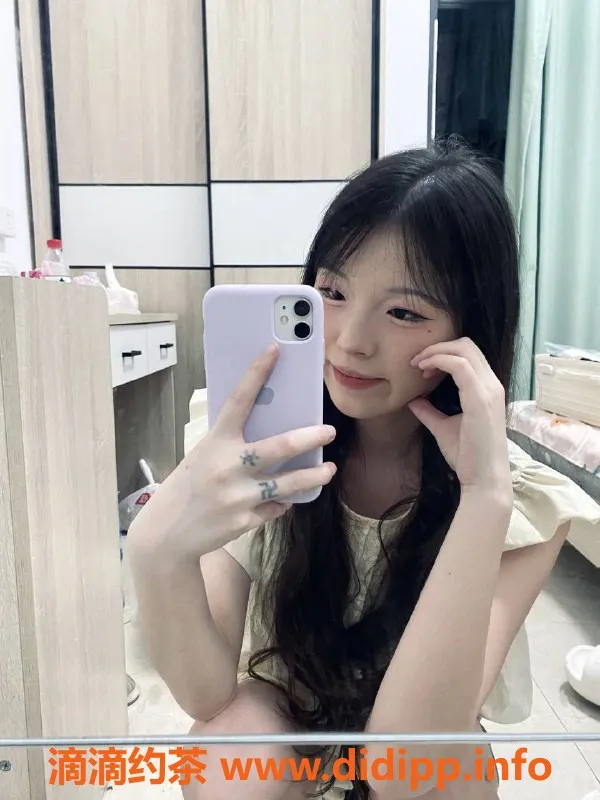 广州楼凤-天河小艺，69p御姐，600起价，视频验证