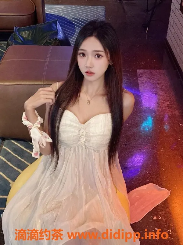 深圳楼凤资源信息,南山草莓，P1200可外出嫩妹服务