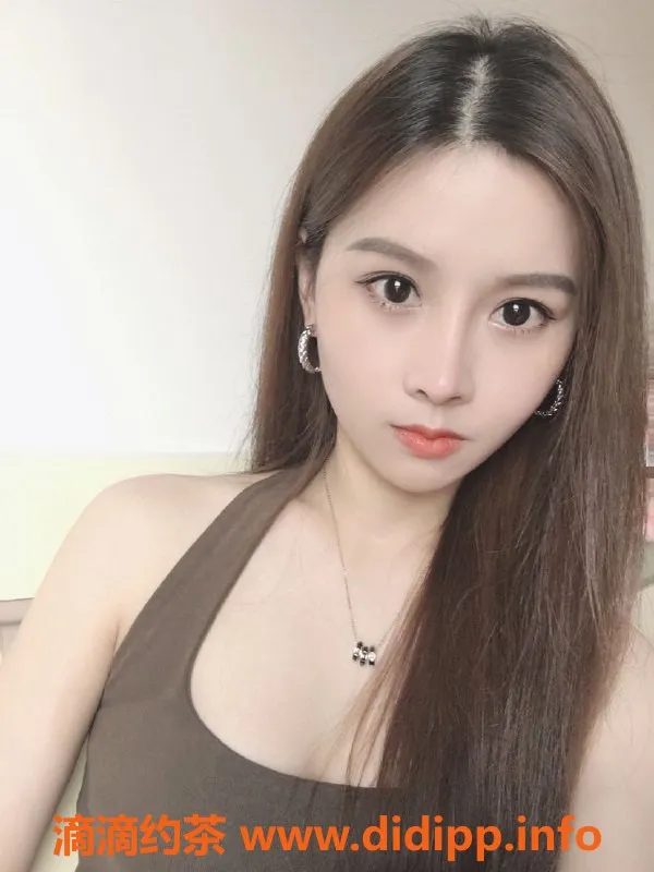 郑州楼凤-白雪雪：优质服务，随叫随到，期待您的联系