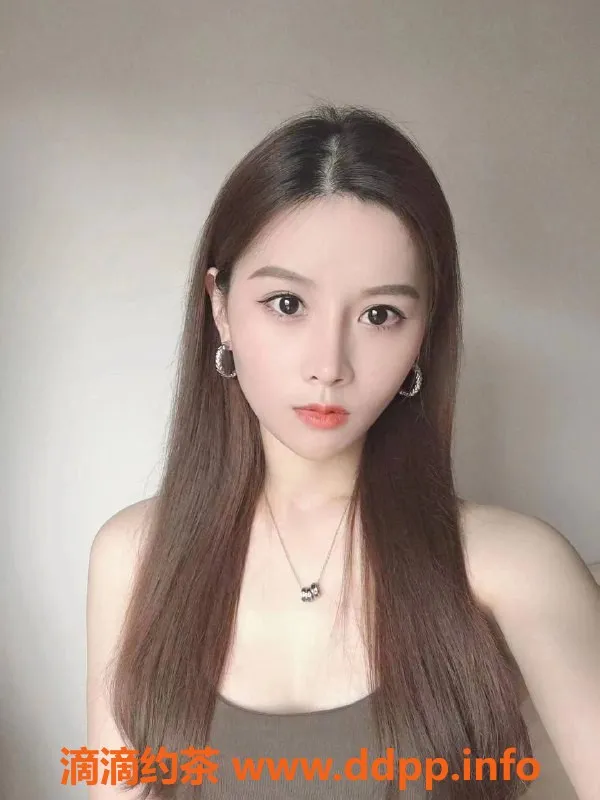 郑州楼凤-白雪雪：优质服务，随叫随到，期待您的联系