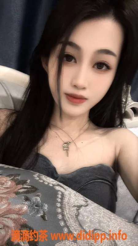 深圳楼凤-龙岗小莫，超值服务1000p，1800pp