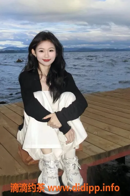 深圳楼凤-福田小雨，嫩妹可外出，千元以上包夜