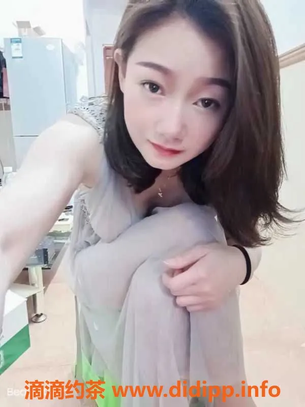 广州楼凤资源信息,天河良家感少妇小梅婷，31岁，超值400元体验