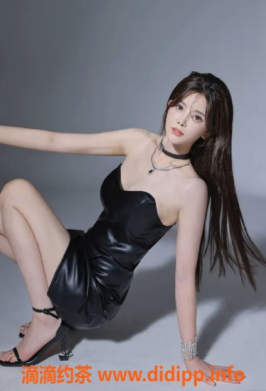 厦门楼凤-湖里区李家姑娘，165cm 51kg 36C水头2000班