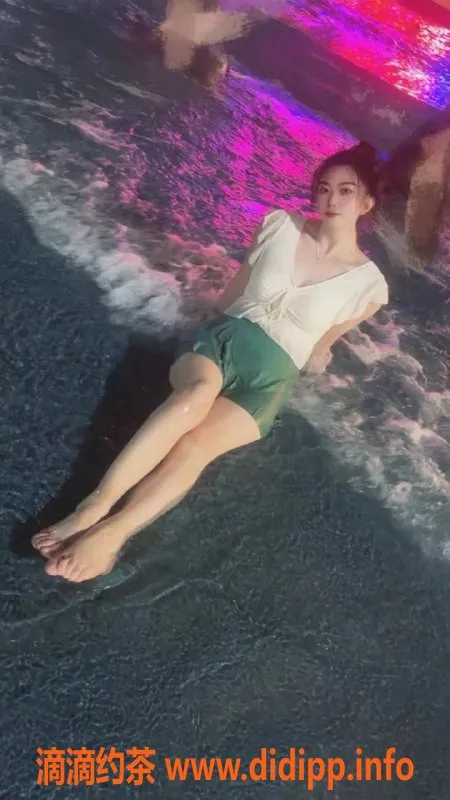 东莞楼凤-东城区小饼干，私聊价优，服务一流！