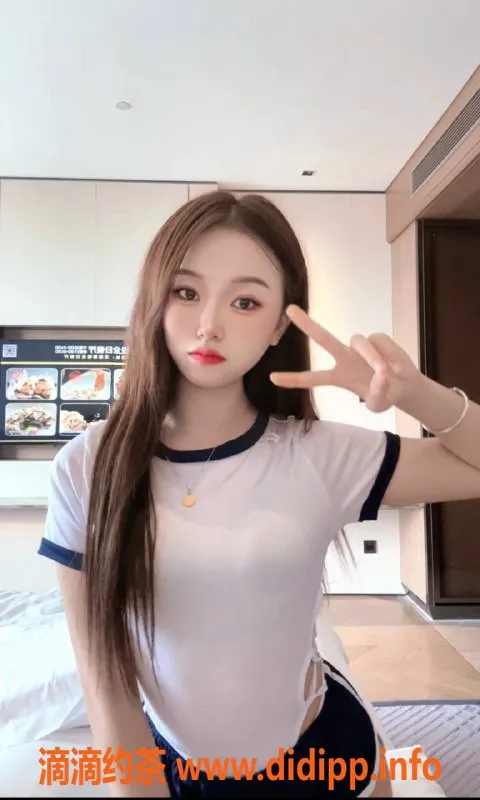 东莞楼凤-东城艺名依依已验证，700元邀你体验