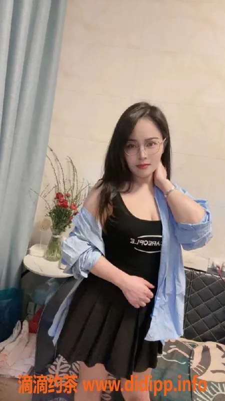 广州楼凤-广州白云眼睛妹小语 165cm 50kg 36C