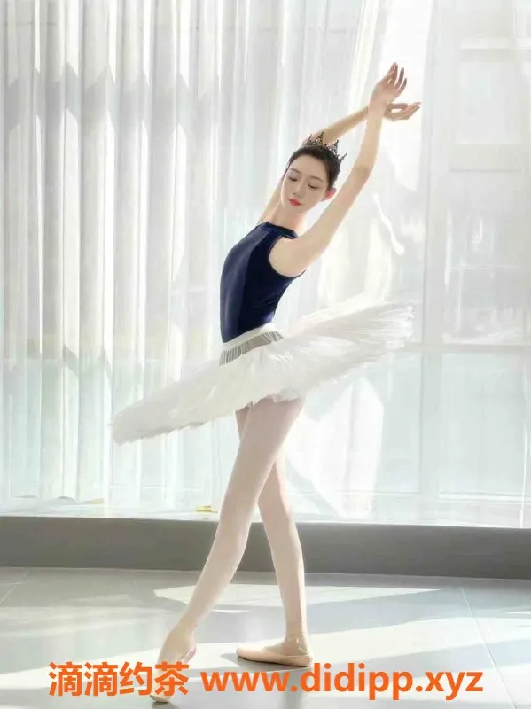 上海楼凤-浦东小舞，175高挑36C嫩妹，1400元/40分