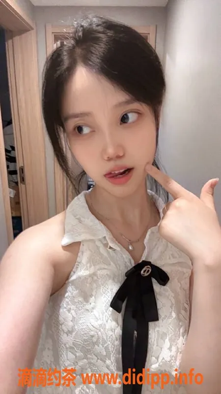 深圳楼凤资源信息,深圳小叶子，1200元激情服务，制服诱惑