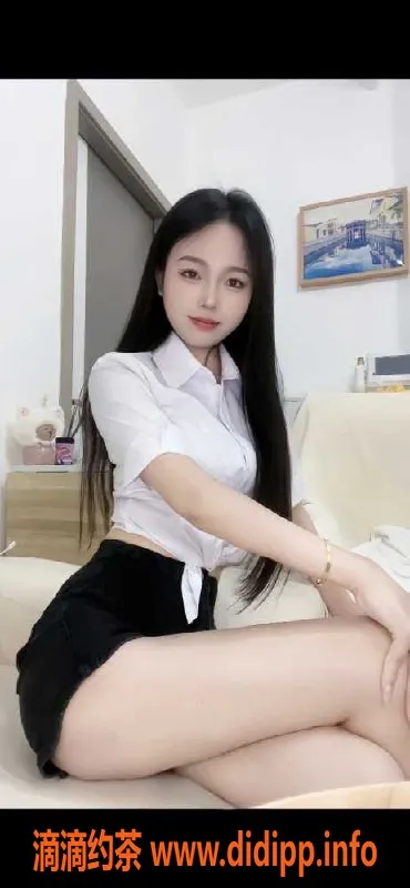 广州楼凤-海珠安安，22岁165cm，超值服务等你来体验！