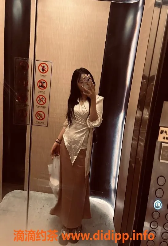 杭州楼凤-拱墅嫩妹小白菜，性价比超高的丰满巨乳妹