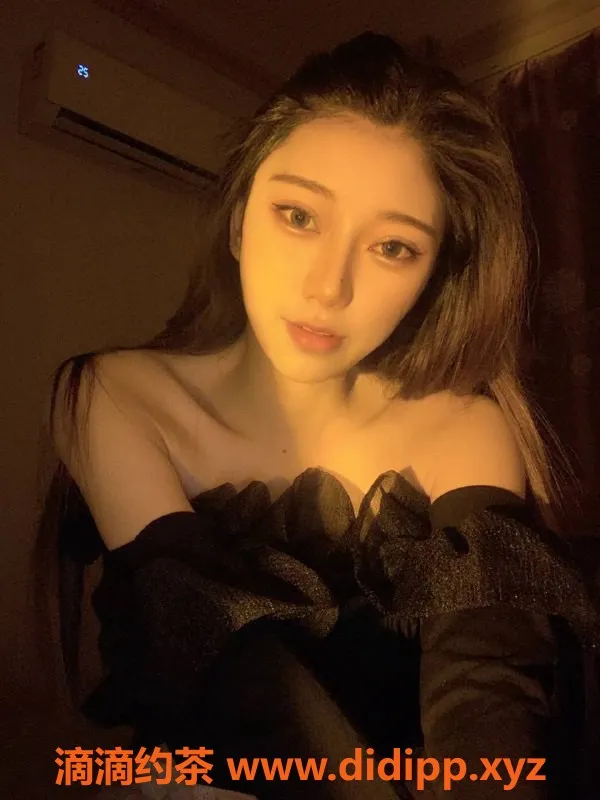 深圳楼凤-深圳南山小妖，21岁长腿美丽，千元档服务