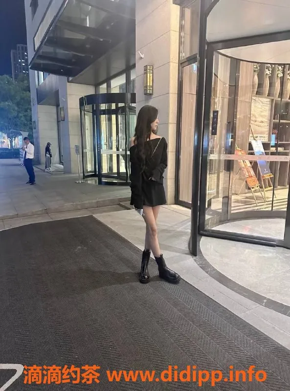 北京楼凤-朝阳花朵朵，肤白貌美，千元档服务