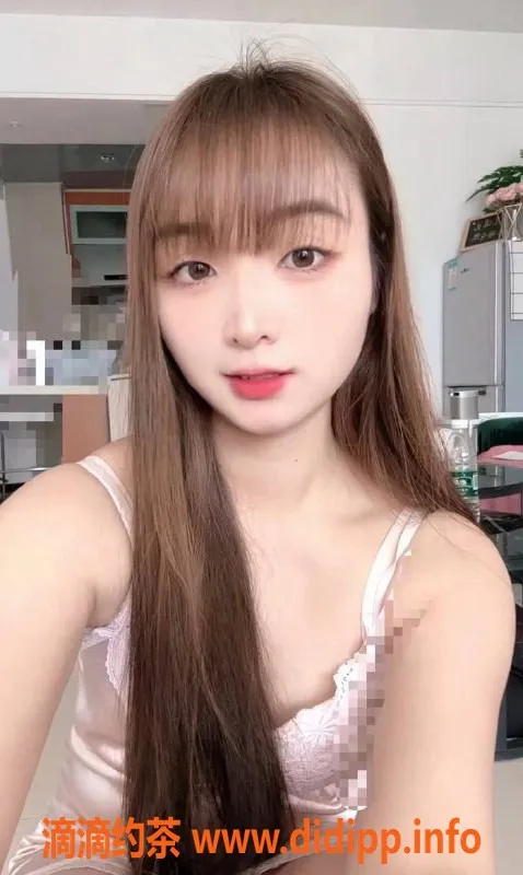 深圳楼凤-南山莹莹丽，23岁163D，550元起