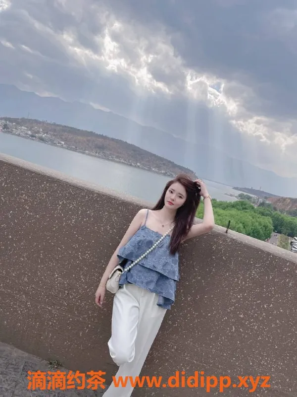 厦门楼凤-湖里区伊人电报老师，视频验证可靠